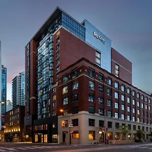 Revery Downtown, Curio Collection By Hilton 4*, Toronto Kanada